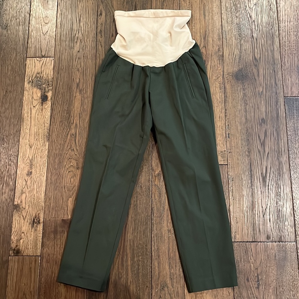 A Pea in the Pod Hunter/Olive Green Maternity Pants/Slacks. NWOT Pristine!